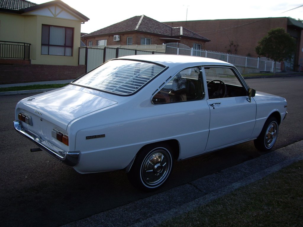 Mazda 1300 coupe Mazda 1300 coupe